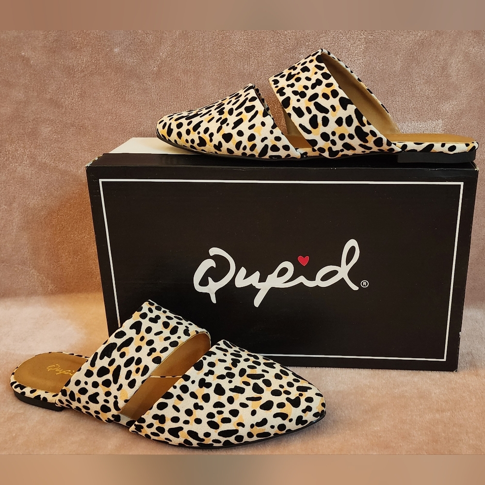 Women's Leopard Suede Flat